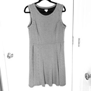 Women’s Merona fit and flare knit dress EUC